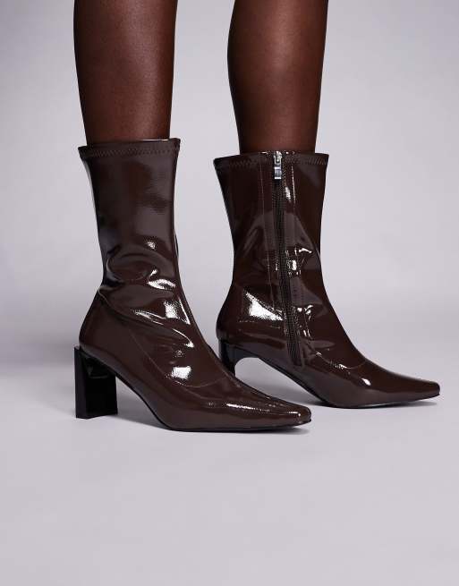 Public Desire – Robert – Stiefeletten in Dunkelbraun mit Absatz und Knitterdesign, 4 von 4