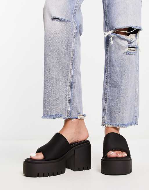 Public Desire – Sabeena – Czarne mule na grubej podeszwie i obcasie, 4 z 4