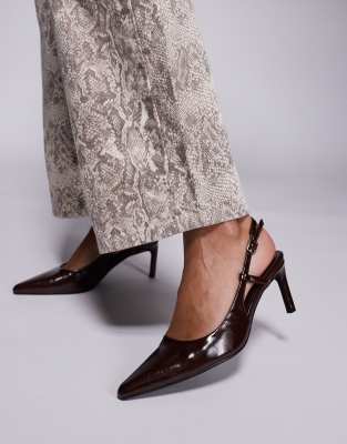  Salsa sling back kitten heels in chocolate