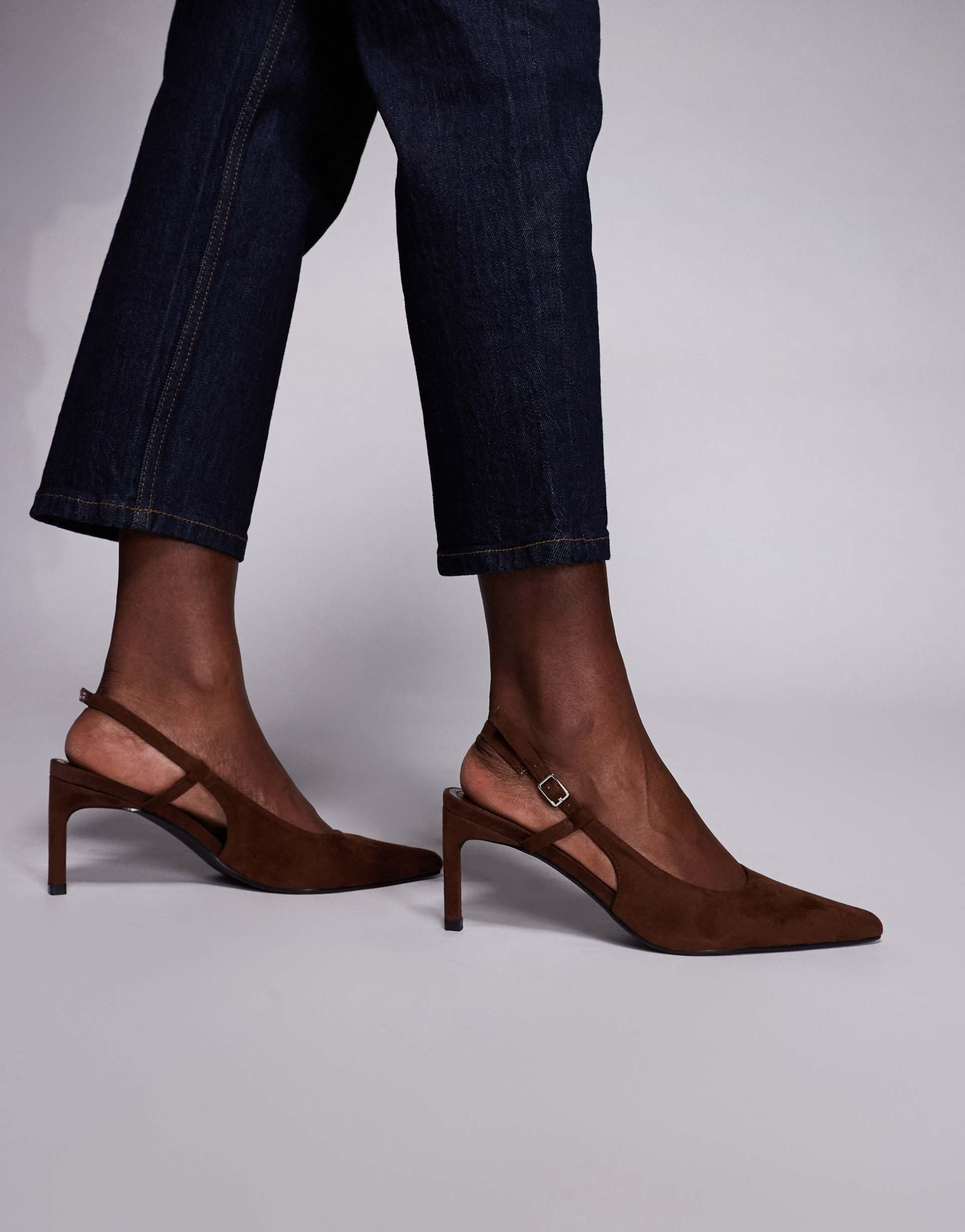 public desire salsa slingback kitten heels in brown suedette