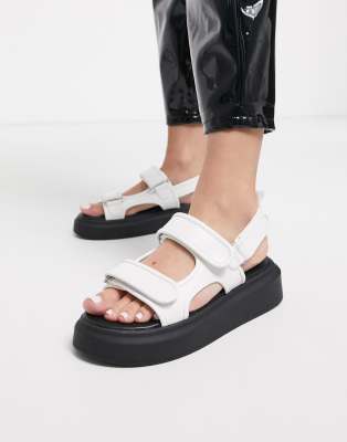 chunky sport sandal