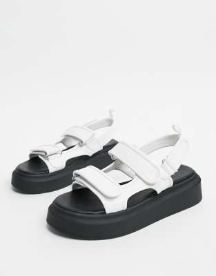 chunky athletic sandals