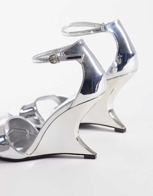 Public Desire - Sandalen met sleehak in zilver, 2 van 4