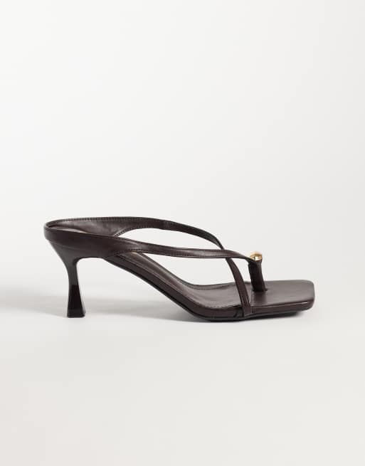 Public Desire sandali con tacco Ria con dettagli dorati marroni