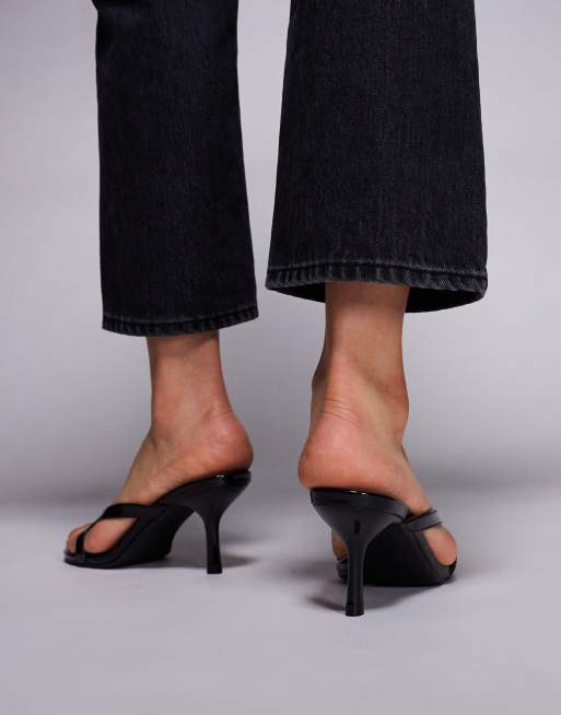 Public Desire - Sculpt - Sorte mule-sandaler med kitten-hæl, 4 af 4