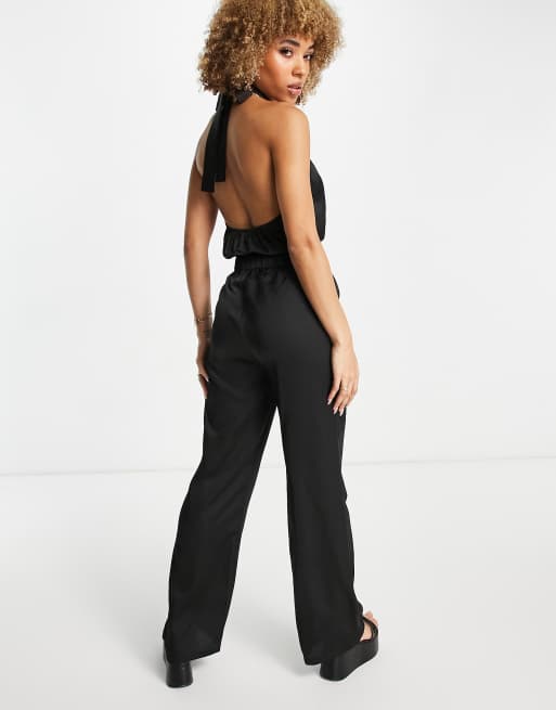 Public Desire - Sort strand-jumpsuit med slå-om-front i satin, 2 af 4