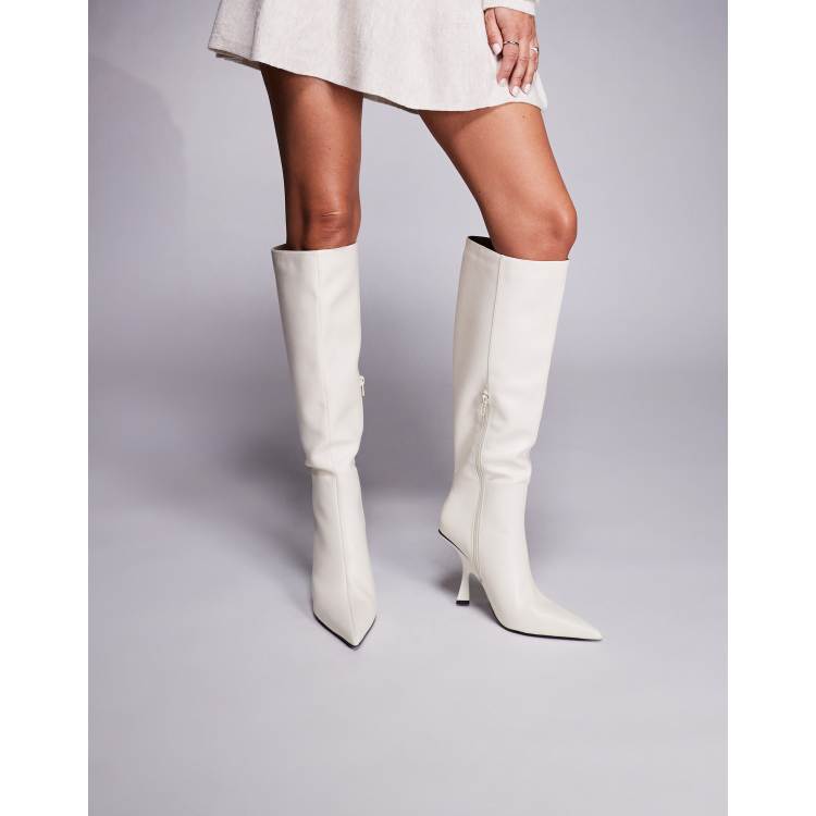 208675033-1-white?$n_750w$&wid
