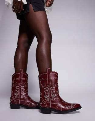Public Desire - Ula - Stiefeletten in Burgunderrot im Westernstil