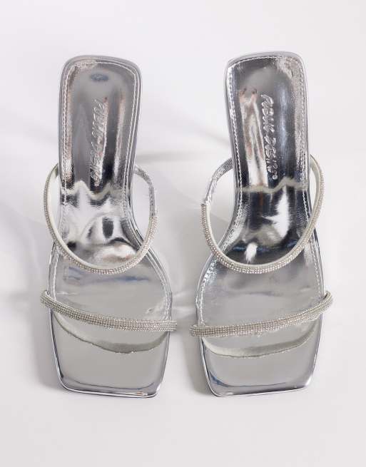 Public Desire – Verzierte Pantoletten in Silber mit Absatz, 2 von 4