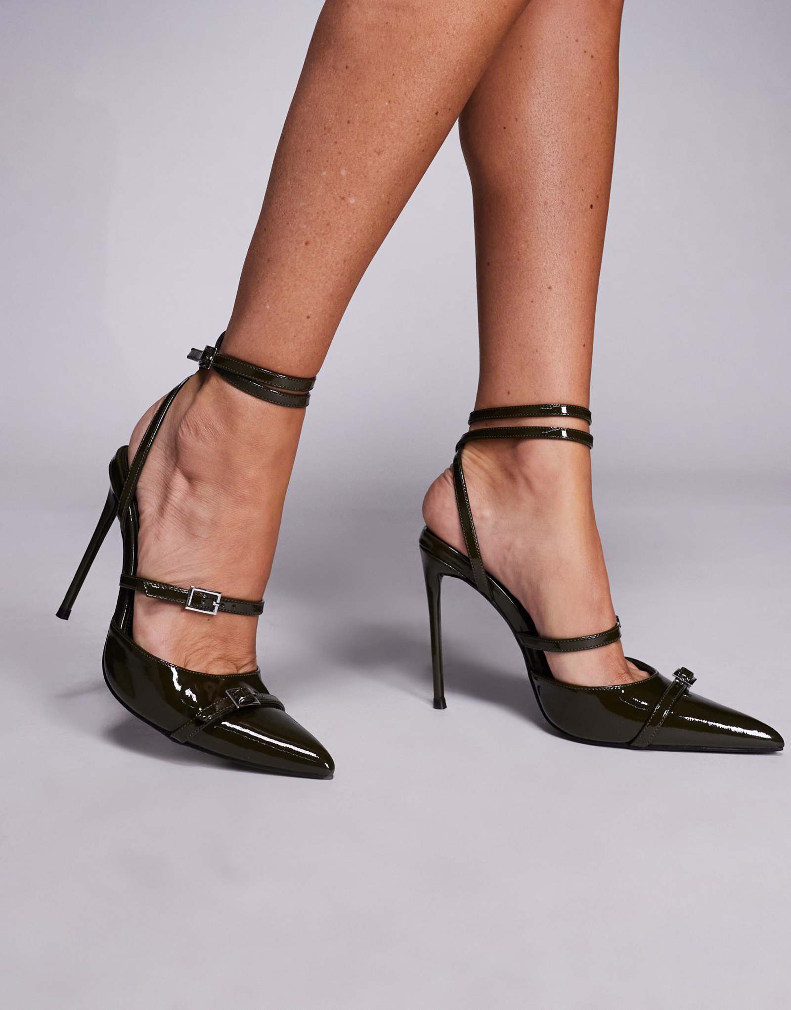 Туфли Public Desire Viper с ремешками и острым носком на зеленом лакированном каблуке