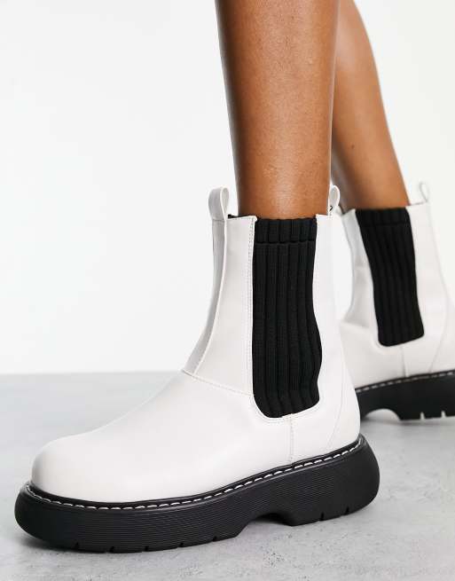 Forever 21 chunky store boots