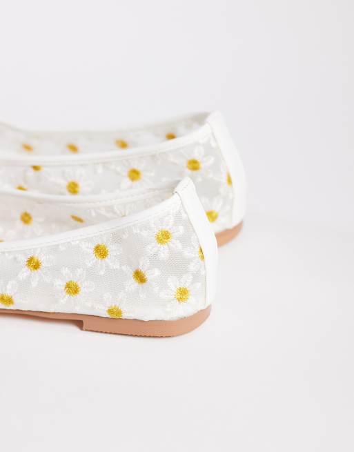 Public Desire Wide Fit Dainty mesh ballet flats with daisy embroidered, 3 of 4
