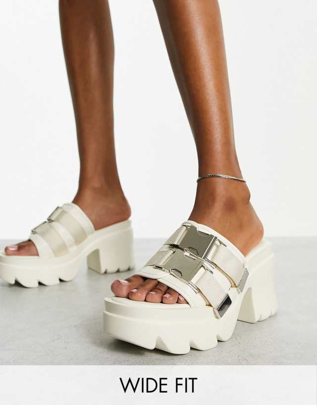 Public Desire Wide Fit - exclusive oslo chunky heeled sandals in off white