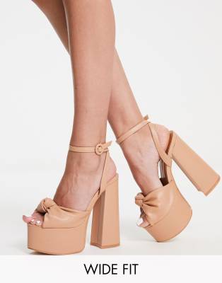 Public Desire Wide Fit - Knot On - Sandalen met hak en plateauzool in beige