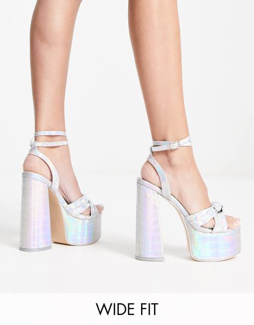 Public Desire Wide Fit – Leo – Sandały na platformie i obcasie – tylko w ASOS