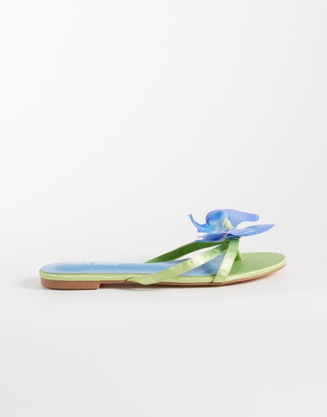 Public Desire Wide Fit – Magnolia – Gröna och blå, platta sandaler med 3D-blommor - view 1