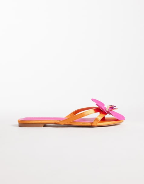 Public Desire Wide Fit - Magnolia - Sandali bassi arancioni con fiore 3D - view 1