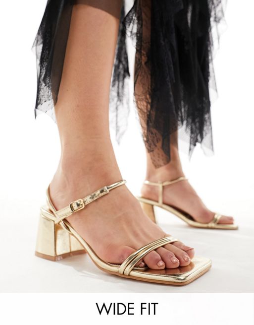 Public Desire Wide Fit - Oracle - Guldfarvede sandaler med mellemhøj hæl