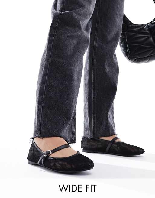 Public Desire Wide Fit - Pirouette - Ballerine Mary Jane a pianta larga in pizzo nero