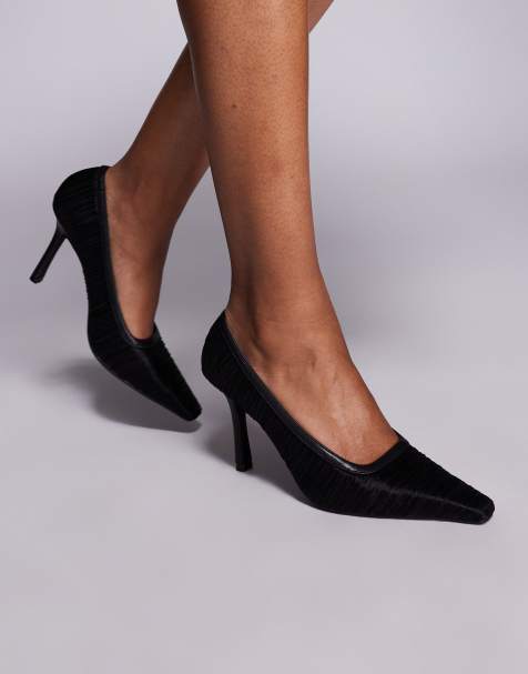 Public Desire Wide Fit – Salty – Svarta pumps i rynkig tyll - view 1