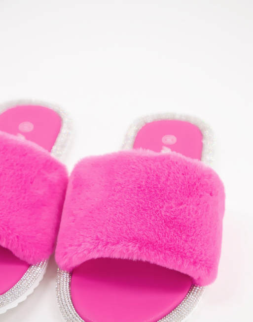 Public desire best sale fluffy slippers