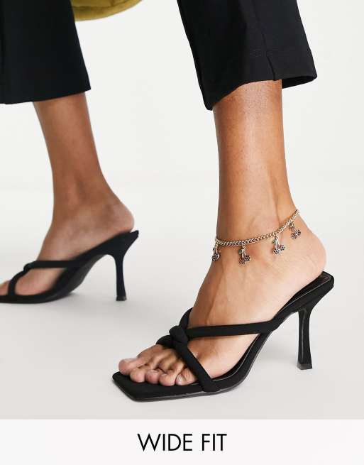 Public Desire Wide Fit - Thalia - Sandales à talon mi-haut et effet noué - Noir