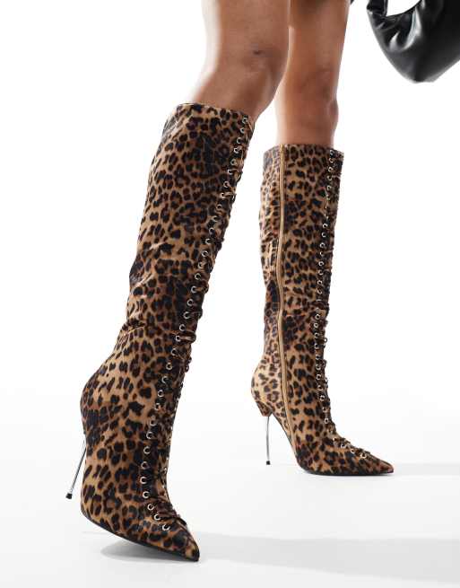 Public Desire - Witchcraft - Stivali al ginocchio leopardati stringati, 2 di 4