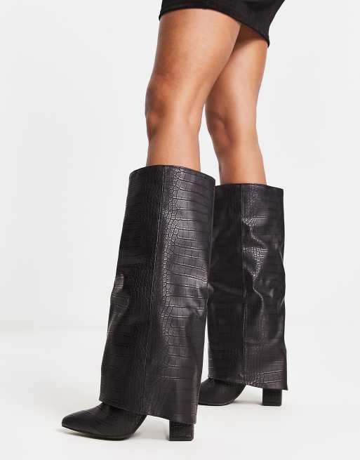Public Desire - Zendaya - Stivali al ginocchio nero opaco effetto coccodrillo con design risvoltato, 4 di 4