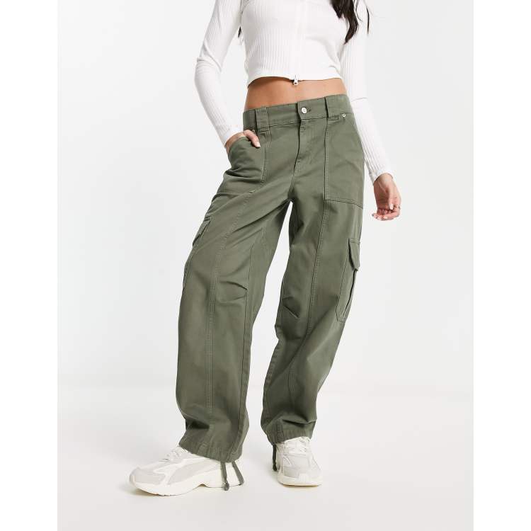 Plain Cropped Halter Top / Mid-Waist Plain Loose-Fit Cargo Pants