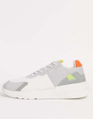 converse pull and bear