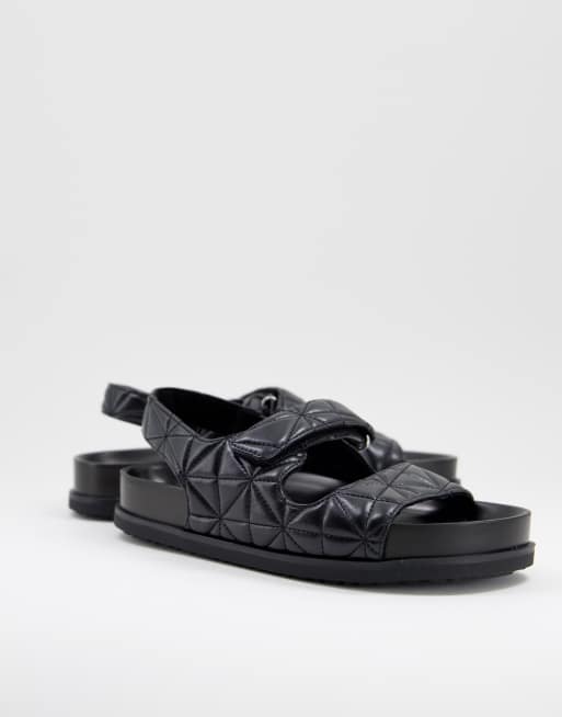Pull & Bear - Vatterede granadad-sandaler i sort