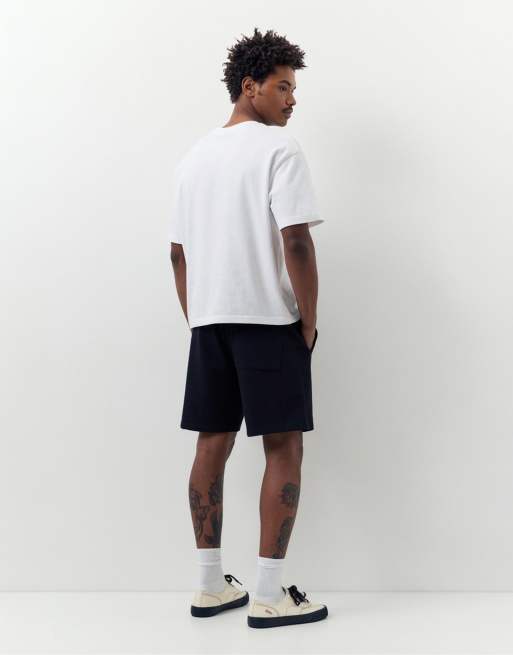 Pull&Bear 2-pack of stwd bermuda short sweatpants in grey, 3 of 4