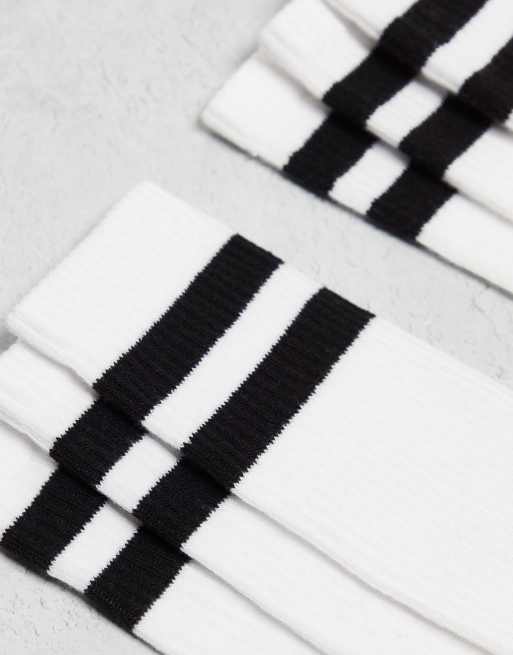 Pull&Bear – 3er-Pack Sportsocken in Weiß mit schwarzen Streifen, 4 von 4