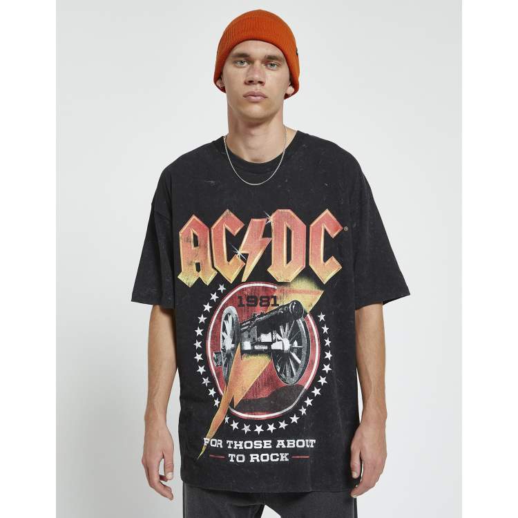 Pull and discount bear acdc hoodie