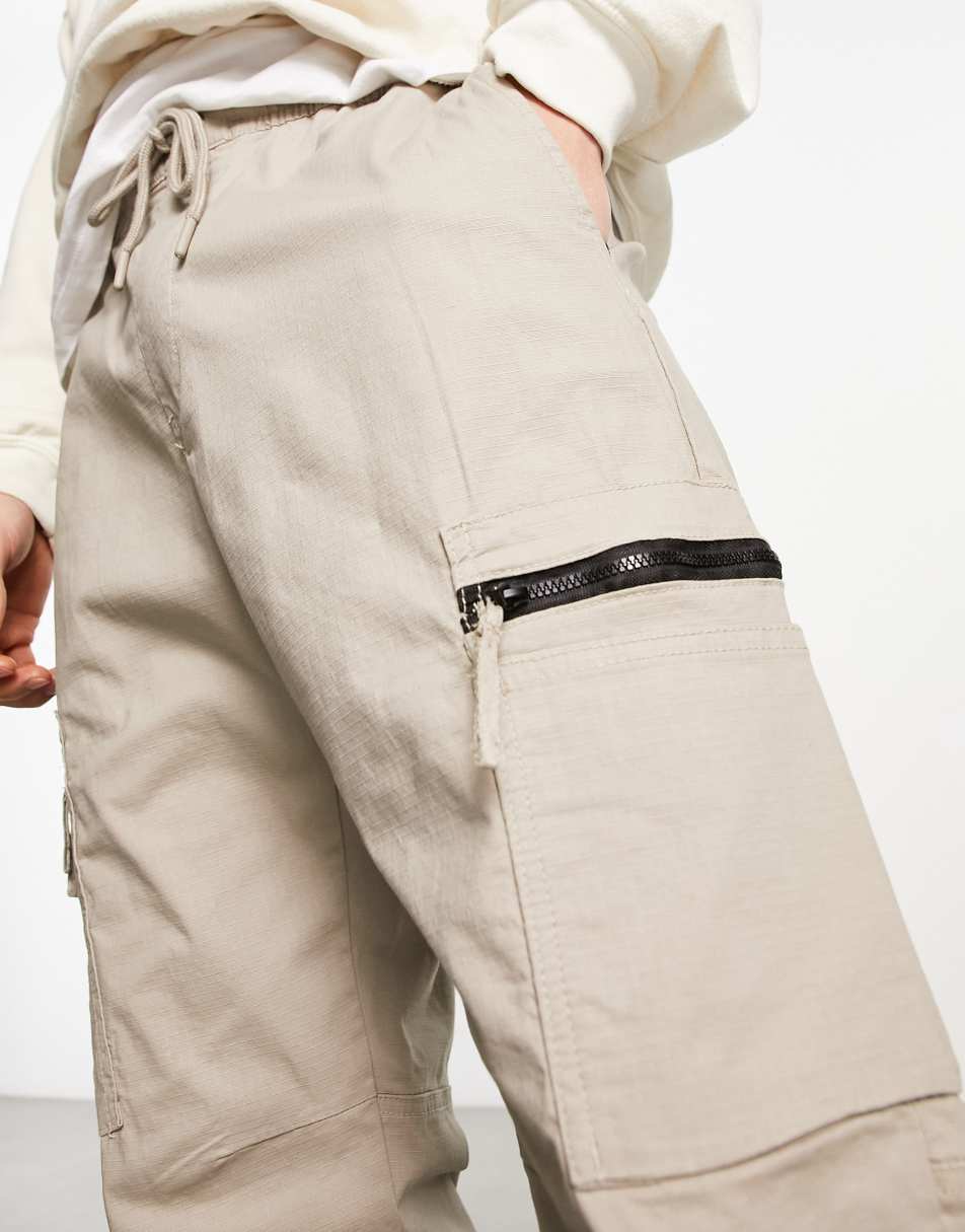 Hollister slim fit heritage cargo trousers in dark brown