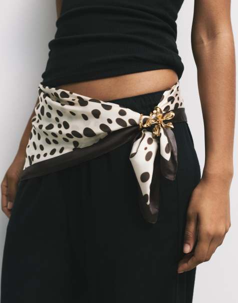 Pull&Bear Animal print bandanna scarf in brown - view 1