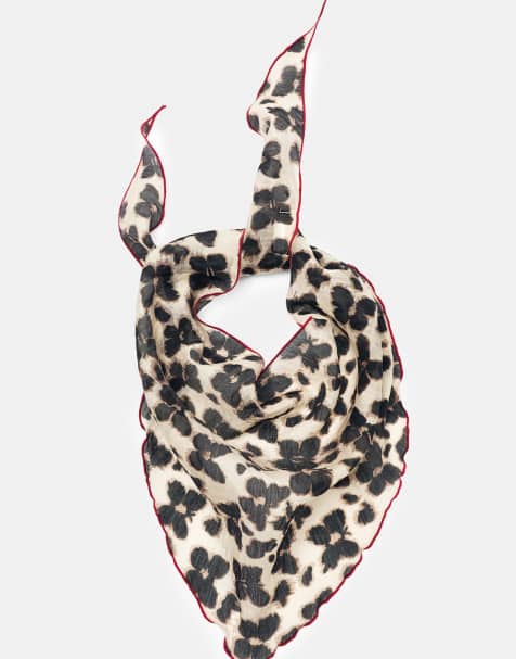 Pull&Bear Animal print scarf in brown - view 1