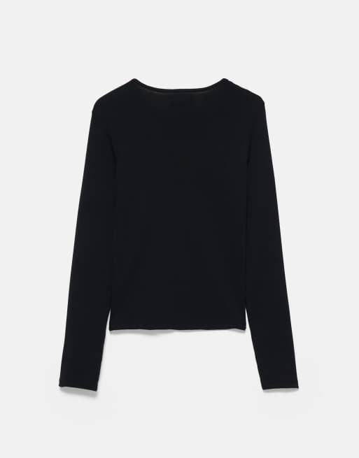 Pull&Bear Asymmetric buttoned cardigan in black, 7 of 7