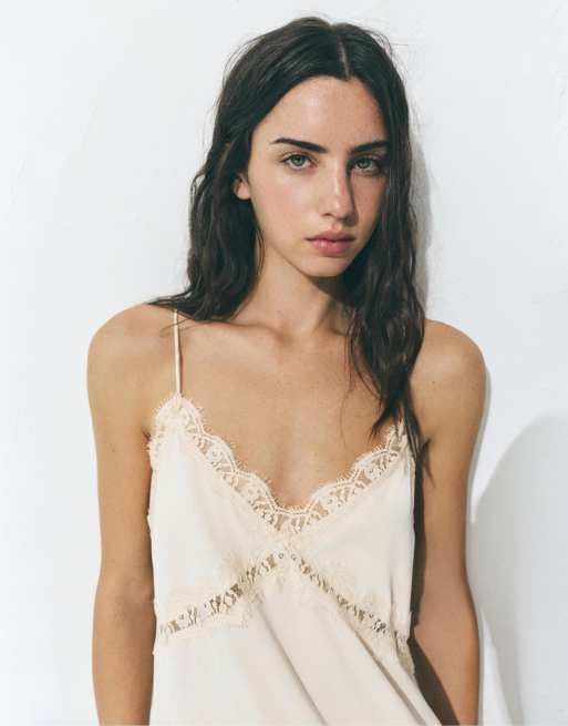 Pull&Bear Asymmetric camisole top in champagne, 2 of 4