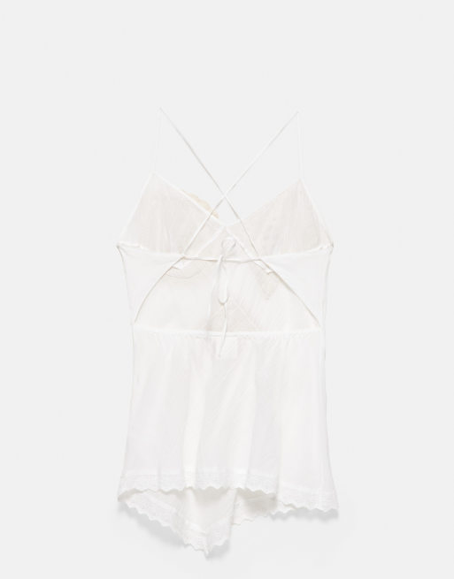 Pull&Bear Asymmetric crochet top in white, 7 of 7