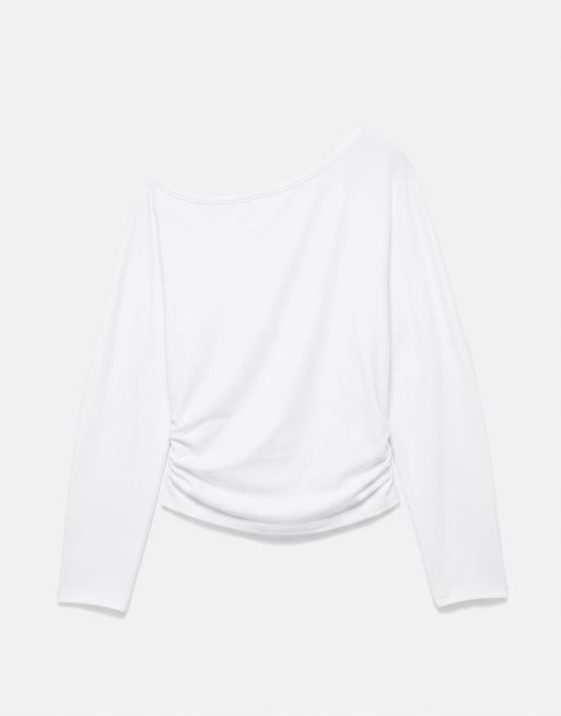 Pull&Bear Asymmetric long sleeve top in white, 5 of 6