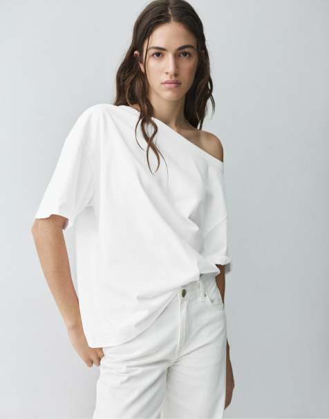 Pull&Bear Asymmetric short sleeve t-shirt in white - view 1