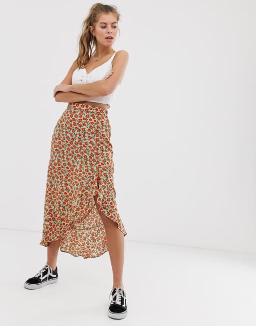 Pull Bear Asymmetrische gebloemde midi rok met overslag in multi