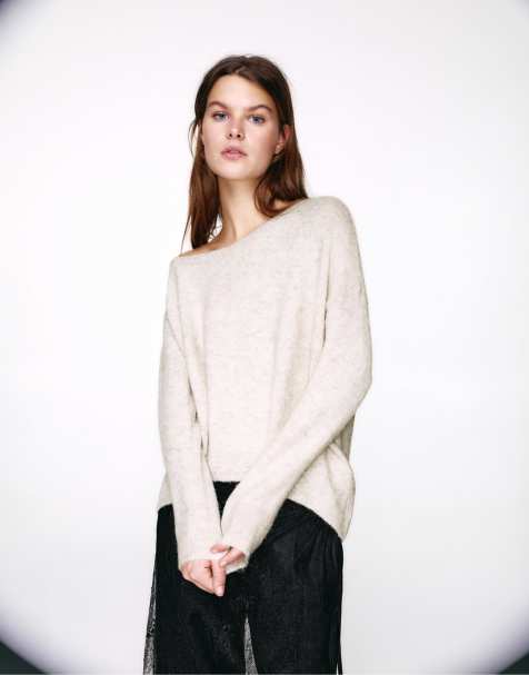 Pull&Bear - Asymmetrische sweater in gemêleerde zandkleur - view 1