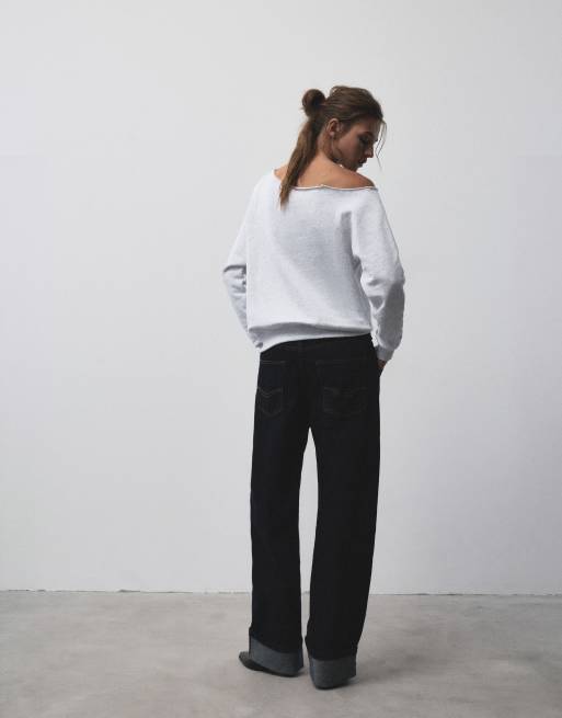 Pull&Bear asymmetrisches Sweatshirt mit Grafikprint in Graumeliert, 5 von 7