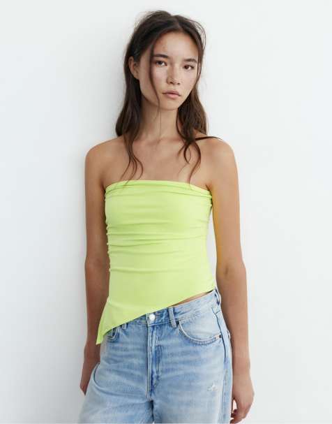 Pull&Bear – Asymmetrisches, trägerloses Oberteil in Limette - view 1