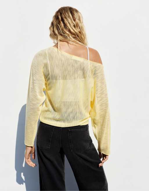 Pull&Bear asymmetrisk finstickad tröja i gult, 2 av 7