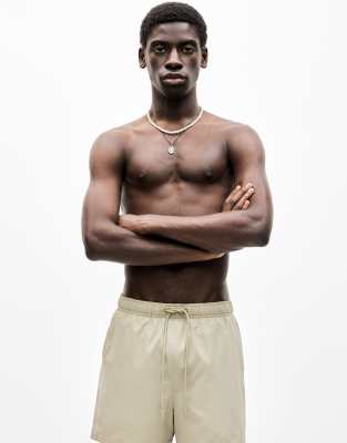 Pull&Bear – Badehose aus strukturiertem Material in Taupe - view 1