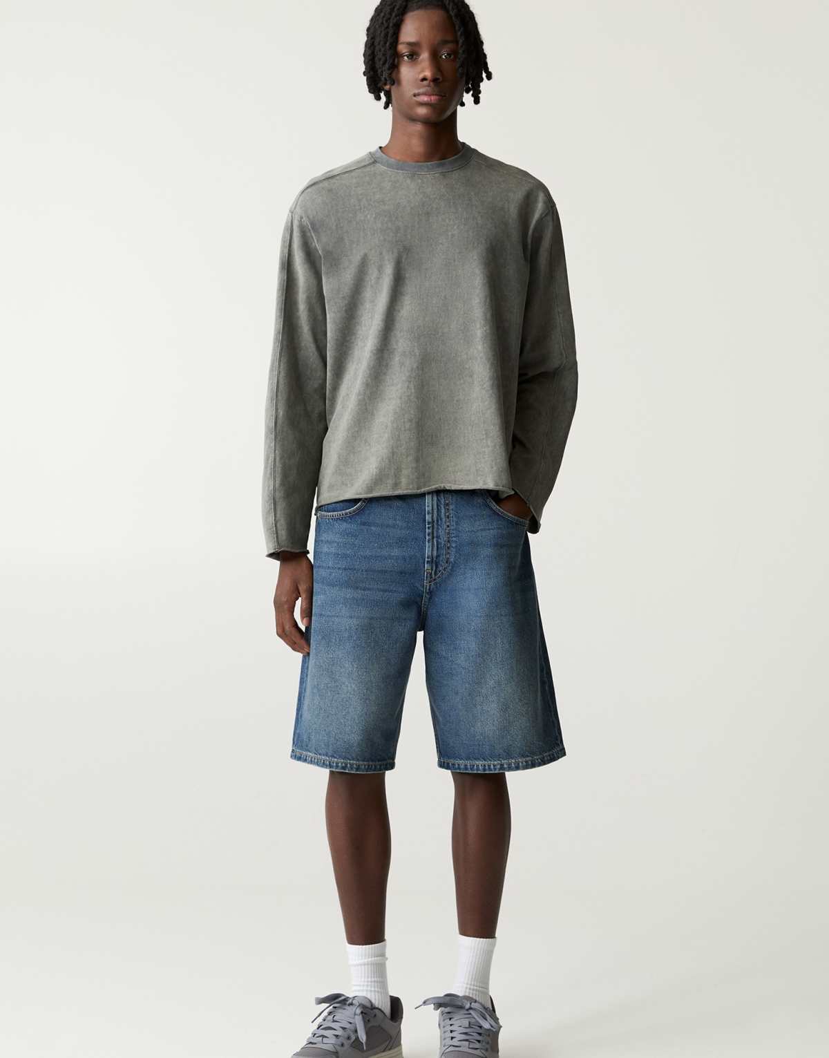 Pull&Bear baggy denim bermuda shorts in faded navy