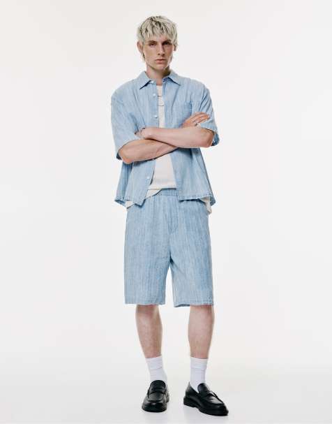 Pull&Bear Baggy denim bermuda shorts in pale indigo - view 1